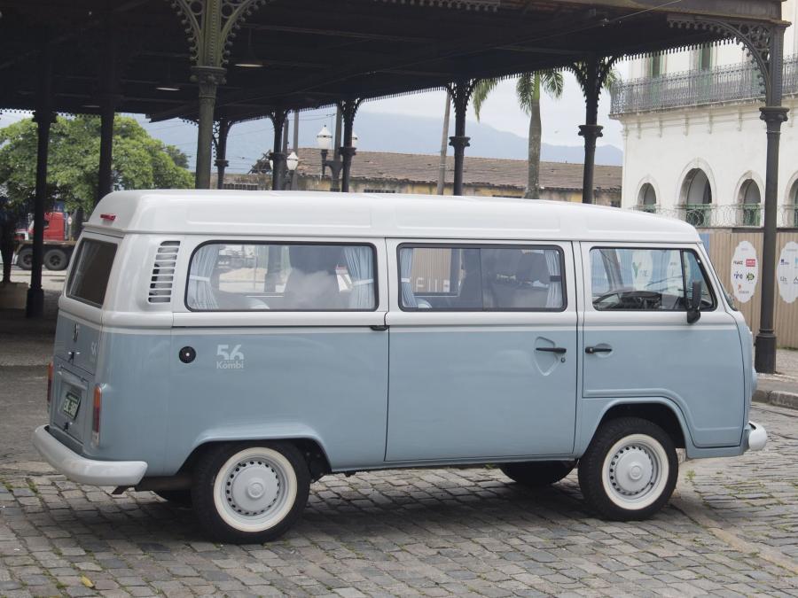  Volkswagen Kombi Last Edition 2013 года  (фото 32 из 43)